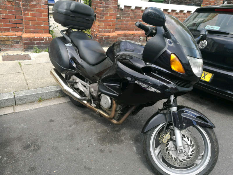 Honda ntv 650 deauville