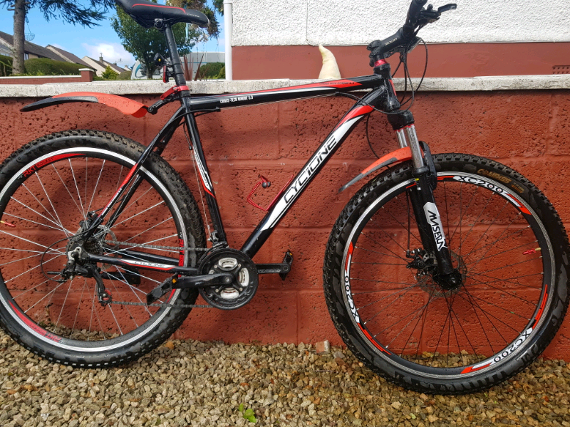 MENS XXL MOUNTAIN BIKE. in Cumnock, East Ayrshire Gumtree