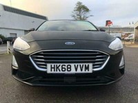 PARKING SENSORS - SAT NAV - HEATED SEATS