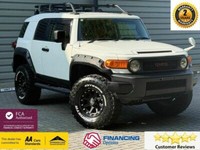 TOYOTA FJ CRUISER 2015, ULTIMATE EDITION, WHITE COLOUR, 4.0 V6 PETROL FULLY LOAD