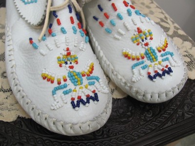 DEADSTOCK Vtg 1950s GUILD Indian-Western Style MOCASSINS BEADED KACHINA Sz-7.5
