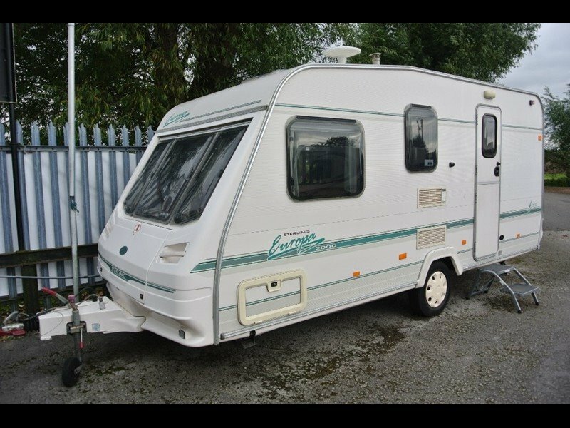 for-sale-superb-touring-caravan-sterling-europa-2000-e460-2-birth
