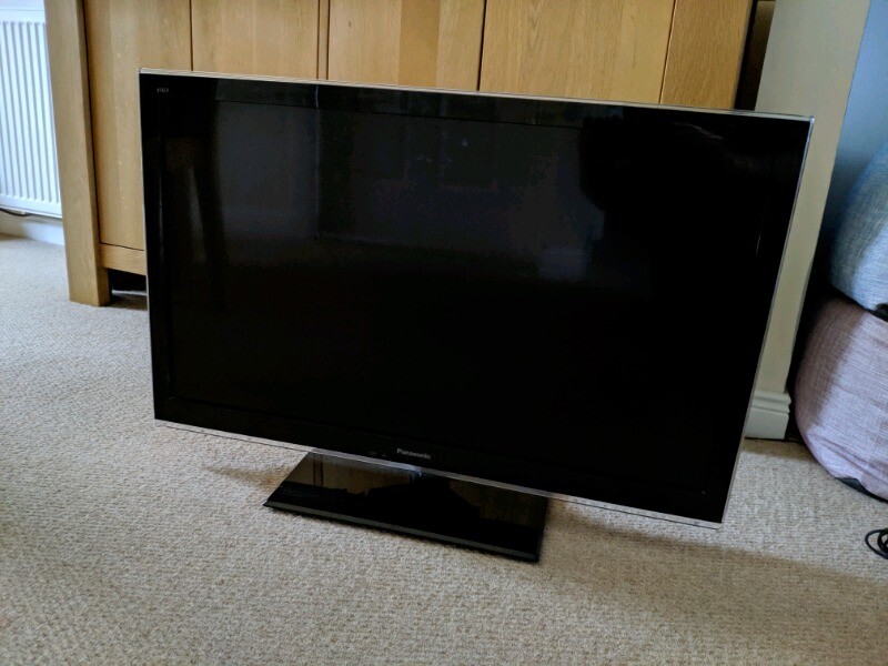 Panasonic Smart 32-inch Full HD LED TV | in Mickleover, Derbyshire