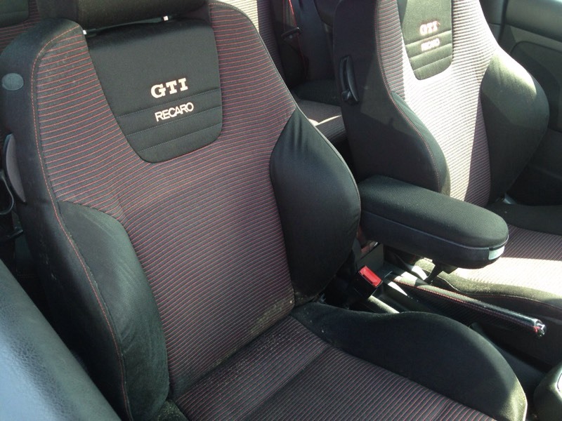 Vw golf gti mk4 anniversary cloth recaro seats in Cardenden, Fife