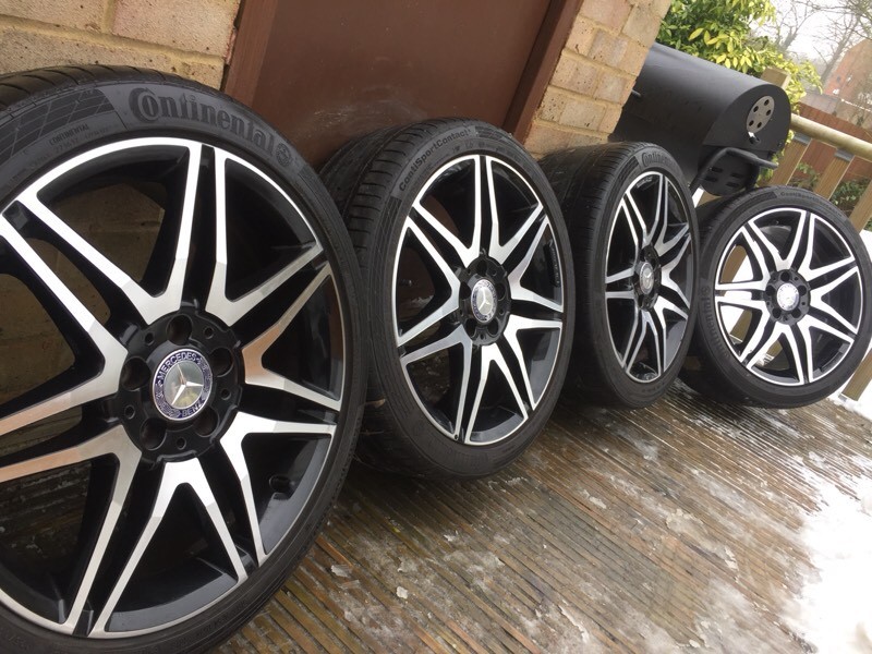 Genuine Mercedes Benz AMG Cclass W204 18 inch alloy wheels & tyres