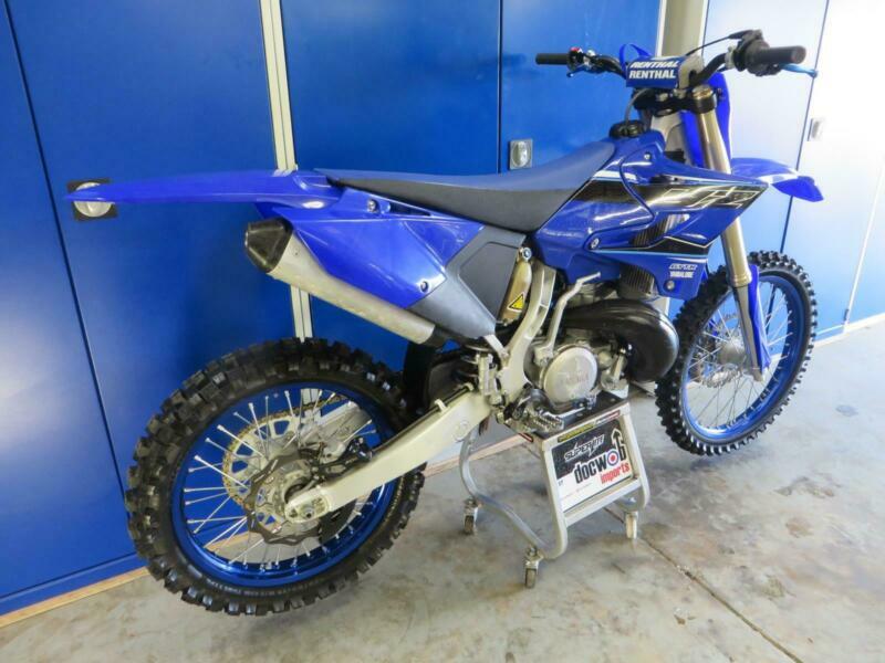 Yamaha YZ 250 2stroke 2019 with 2021 plastics & GYTR graphics.MINT in Worcester