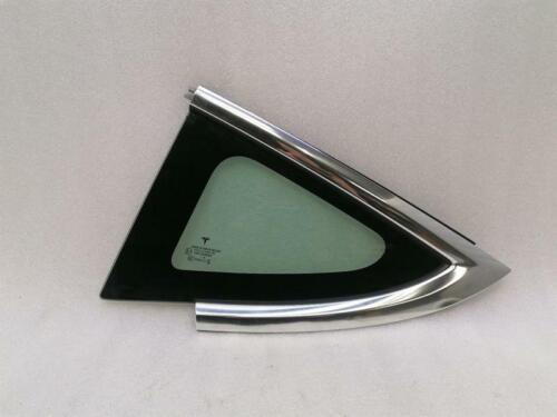 TESLA MODEL 3 Left Rear quarter Glass 1080703-00-H Türscheibe ¼ Hinten Links