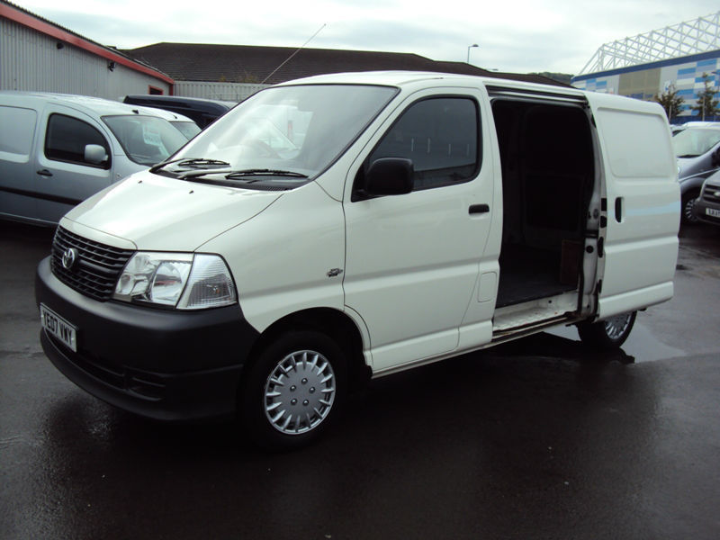Toyota hiace 2007