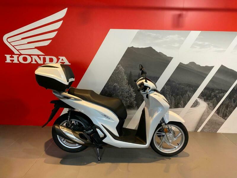 New Honda Sh 125 I Scooter 21 With Electronic Smart Keyless Top Box In Shipley West Yorkshire Gumtree