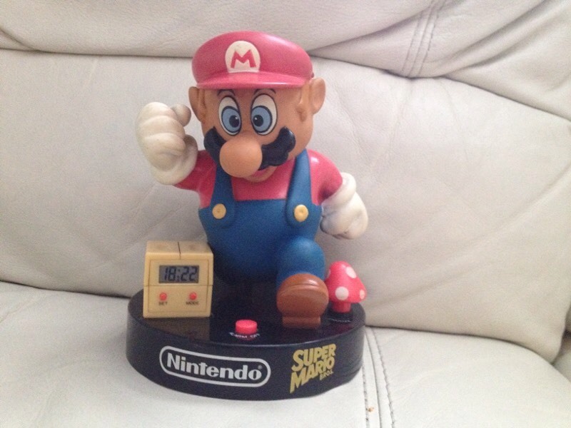 Rare Vintage 80's Retro Nintendo Super Mario bros ZEON alarm clock in