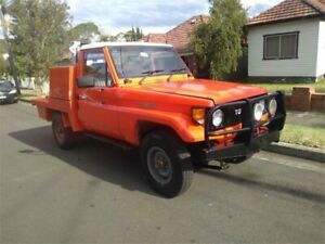 1988 Toyota Landcruiser FJ75RP Red 5 Speed Manual Cab Chassis