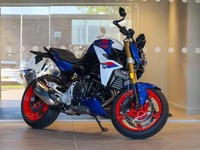 2025 Bmw Bikes F900 BMW  R MOTORBIKE Petrol Manual