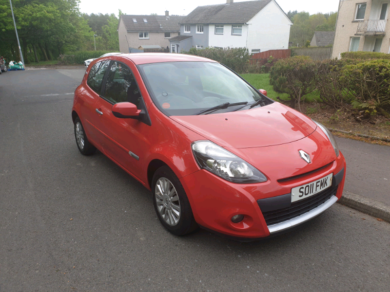 2011 renult clio I music in East Kilbride, Glasgow Gumtree