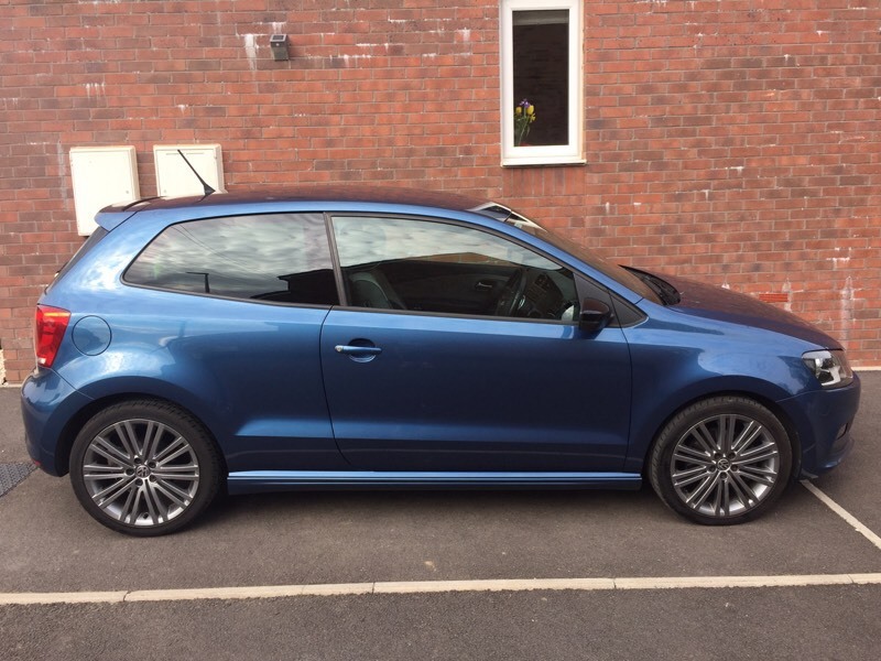 Volkswagen polo blue