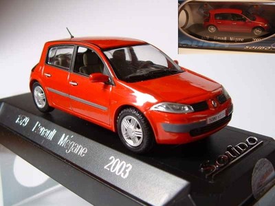 Solido Renault Mégane 2003 rouge en boitevitrine et sur boite ech 1/43 ref 1579