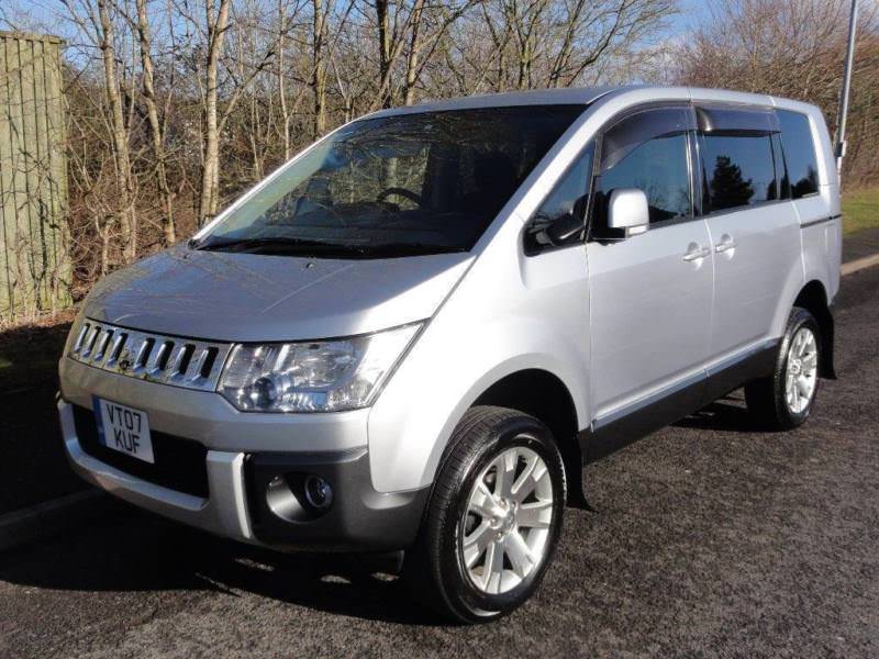 2007 Mitsubishi  Delica D5 NEW SHAPE 2 4 8 SEATER FRESH 