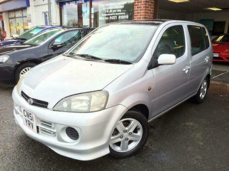 Daihatsu yrv 2002