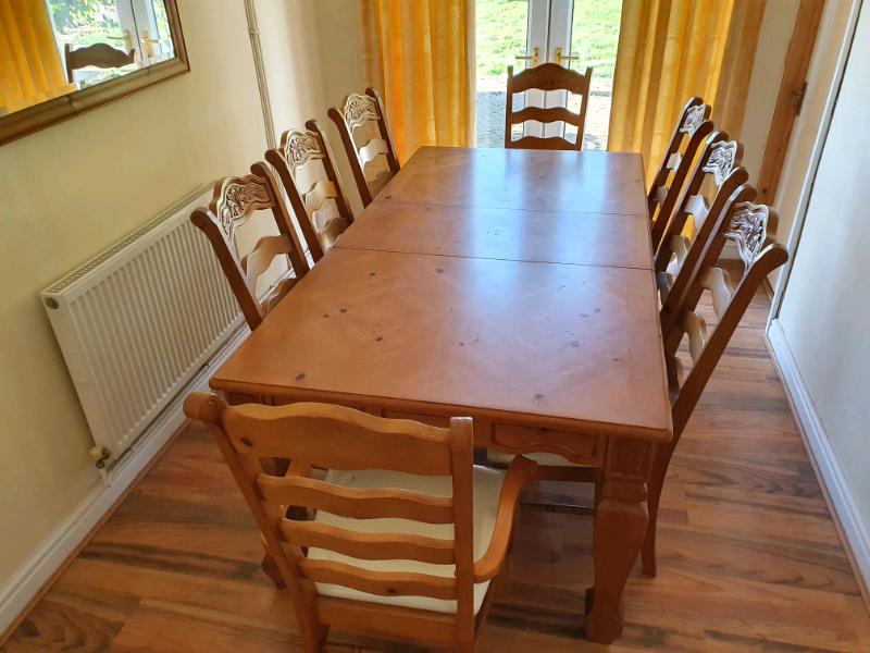 Large oak Dining room table and 8 chairs | in Cwmavon, Neath Port