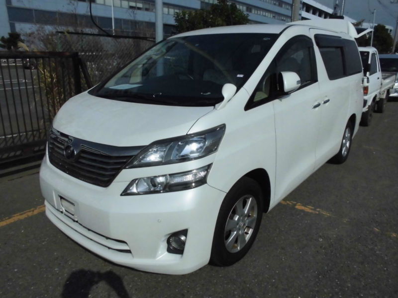 Toyota vellfire 2009