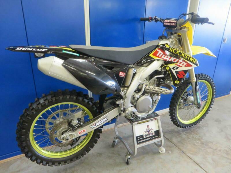 Suzuki RMZ 450 2016 all new plastics,rockstar graphics,yellow gold rims MINT in Worcester