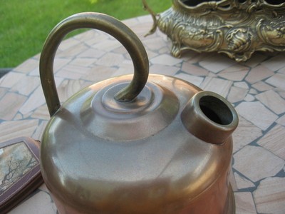 VTG SUPER CUTE TEA CADLE COOPER & BRASS 8''INCHES TALL