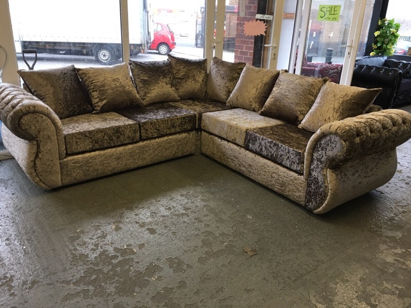 Crushed velvet corner sofa 8 x 8 ft minky brown Chesterfield diamanté