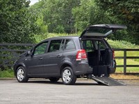 2011 Vauxhall Zafira Exclusiv MPV Petrol Automatic