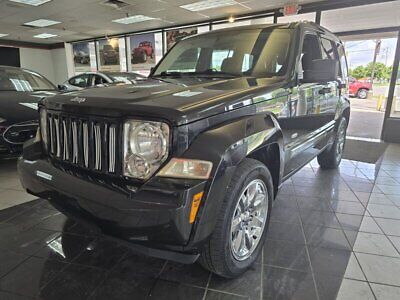 Owner 2012 Jeep Liberty Sport LATITUDE 4DR SUV 4X4 Automatic 4-Door SUV