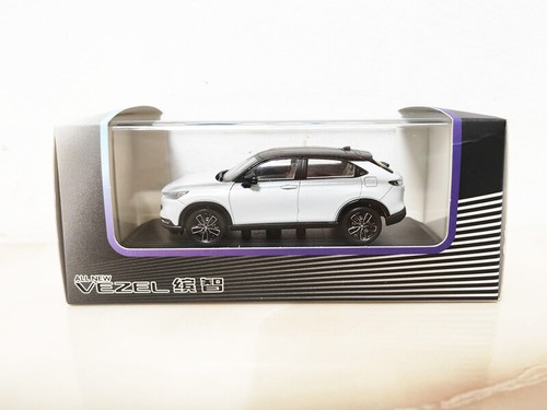 ミニカー 1/18 ホンダ ヴェゼル HONDA VEZEL 2023 ホワイト Amazon | ミニカー 1/18 ホンダ ヴェゼル VEZEL 2023 ホワイト