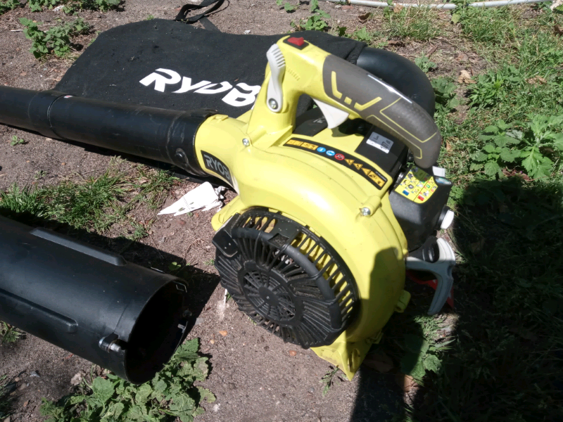 Ryobi petrol leaf blower vacuum in Harwich, Essex Gumtree