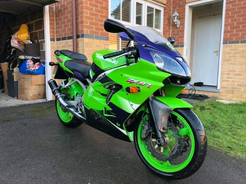 zx9r e1