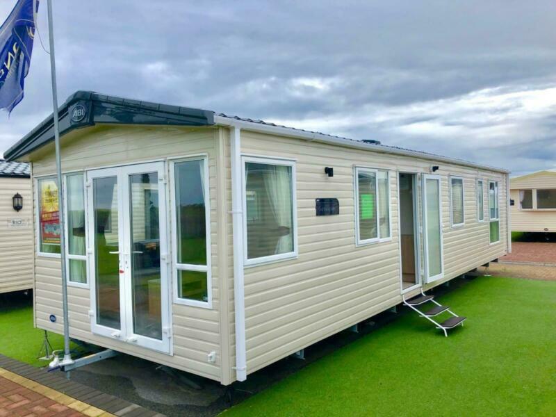 3 BEDROOM STATIC CARAVAN FOR SALE ON FAMILY PARK IN PRESTATYN in