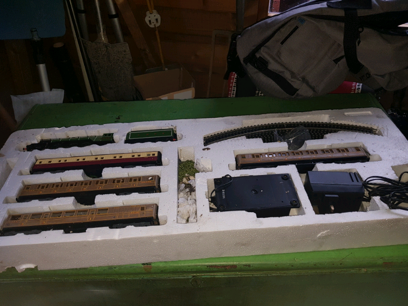 Hornby train set in Linwood, Renfrewshire Gumtree