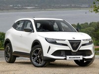 2025 Alfa Romeo Junior 1.2 Turbo Ibrida 5dr Auto Hatchback Petrol Automatic