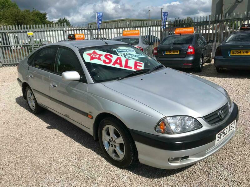 Toyota avensis 2002