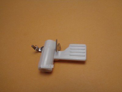Needle Threader Singer 7422,7424,7426,7430,7436,7442,7444,7462 #77421 #40051071
