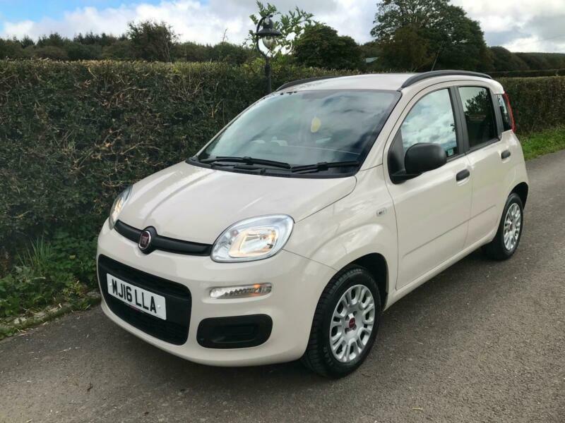 Fiat Panda 1.2 ( 69bhp ) 2016 MY Easy **£30 ROAD TAX FSH 55.4 MPG 2