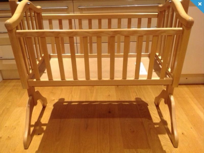 Mamas Papas Lucia Swinging Crib In London Bridge London