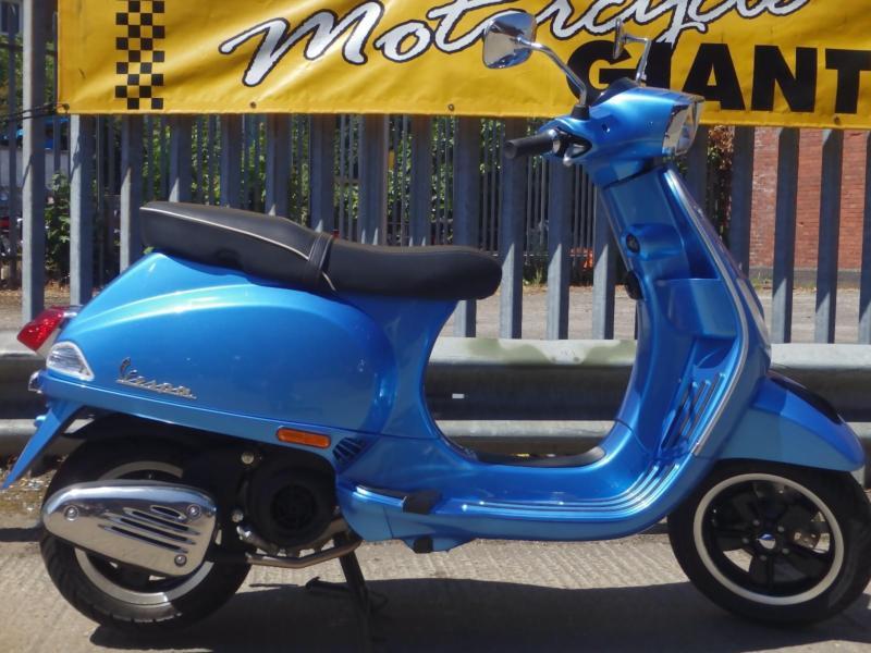 Vespa Lx 125 2018 O Miles Brand New Official Vespa Lx Parallel