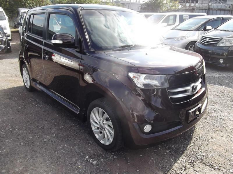 Toyota bb 2008