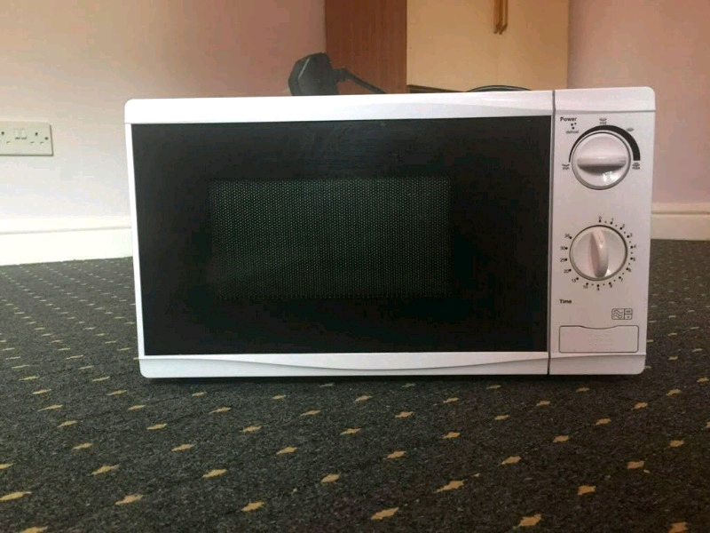 tesco flatbed microwave
