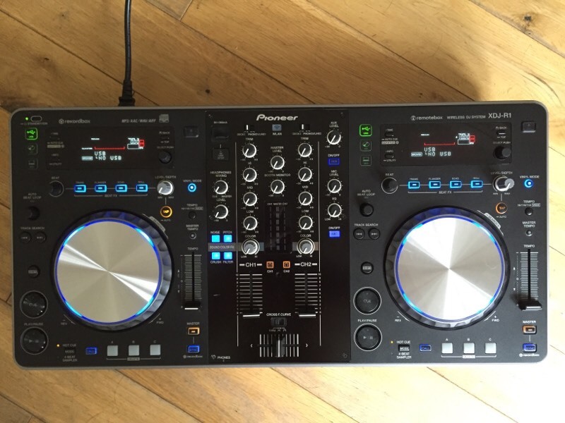 Pioneer XDJR1 CD Decks, Controller, USB, Wireless allinone DJ DECKS