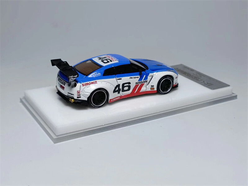 世界に１台 777番シリアルLBWKスカイラインGTR R35 1/64 Inno64 1:64 - LBWK x Nissan Skyline GT-R R35(35GT-RR) l