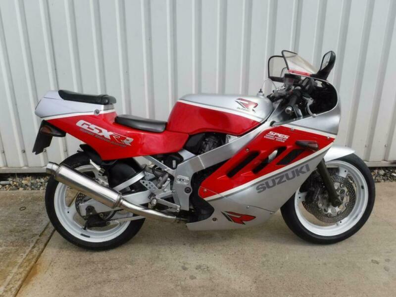 Suzuki gsx r400r