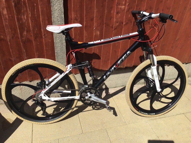 Univega sls3 Full suspension Xl mountain bike in Formby, Merseyside
