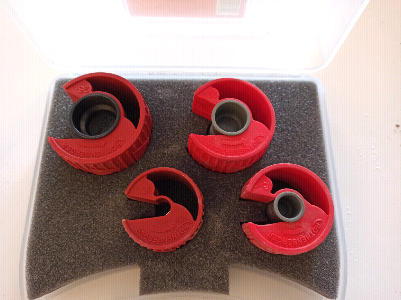 Rothenberger PEX Plastic Pipe cutter set with case. 10mm, 15mm, 22mm, in Glasgow Green