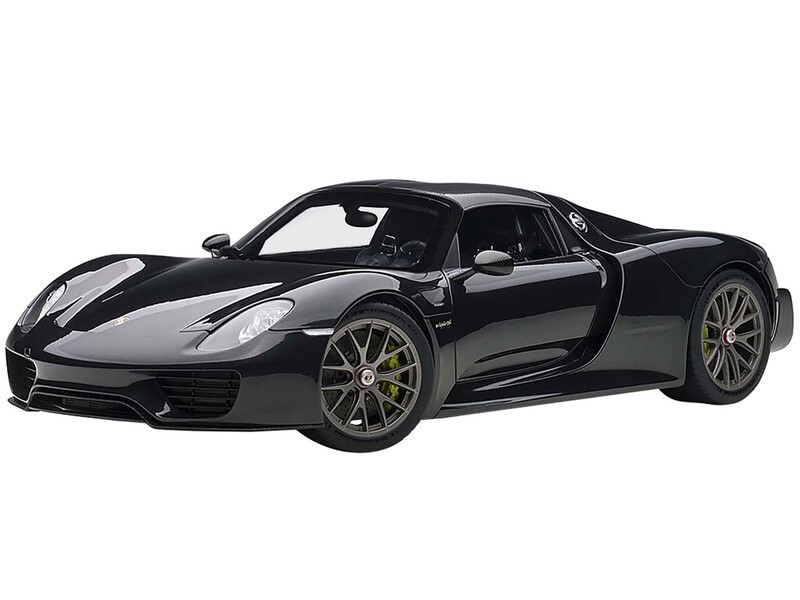 PORSCHE 918 SPYDER WEISSACH PACKAGE BLACK MET. 1/12 MODEL CAR BY