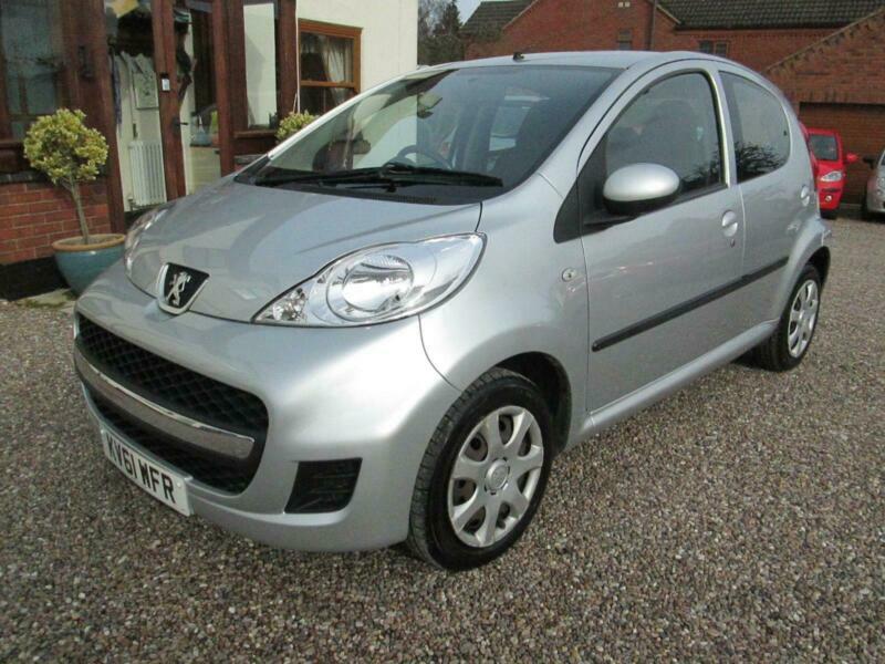 Peugeot 107 2011
