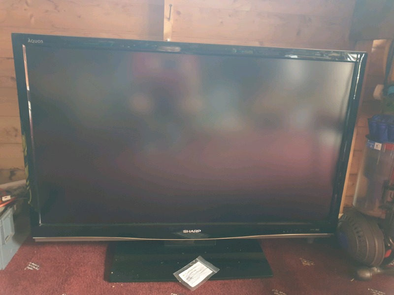 Sharp aquos tv with stand in Hamilton, South Lanarkshire Gumtree