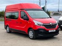 RENAULT TRAFFIC WHEELCHAIR ACESS WITH AIRCON. 17,995 NO VAT